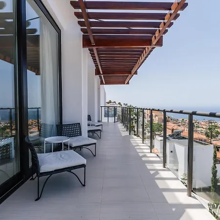Touch The Sky In San Eugenio فيلة